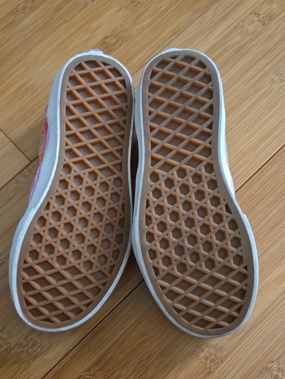 Vans slip kids